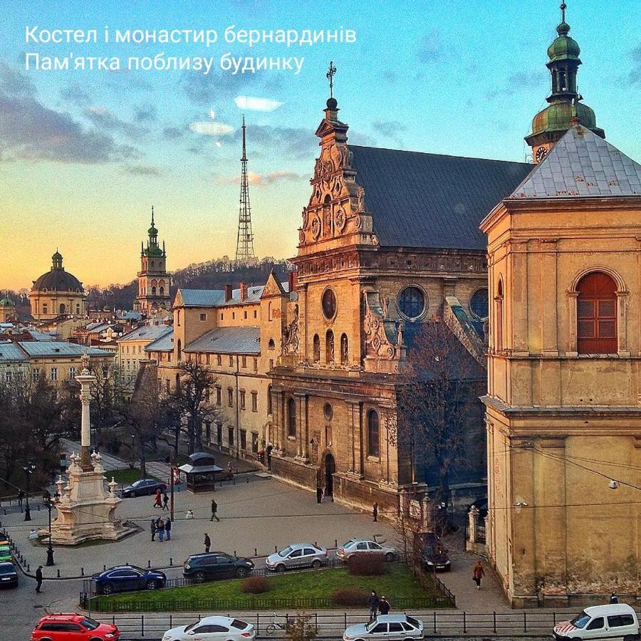 Двокімнатна Квартира В Центрі Міста 利沃夫 外观 照片